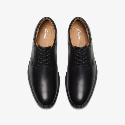 Eldredge Plain Black Leather | Clarks Sale