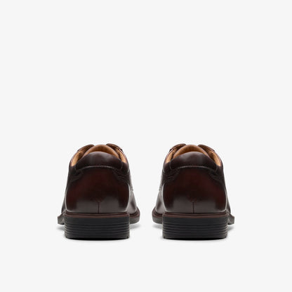 Eldredge Plain Dark Brown Leather | Clarks for sale