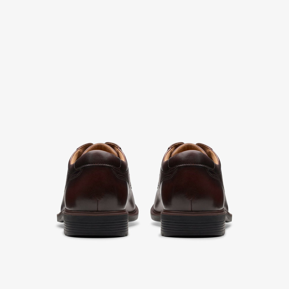 Eldredge Plain Dark Brown Leather | Clarks for sale