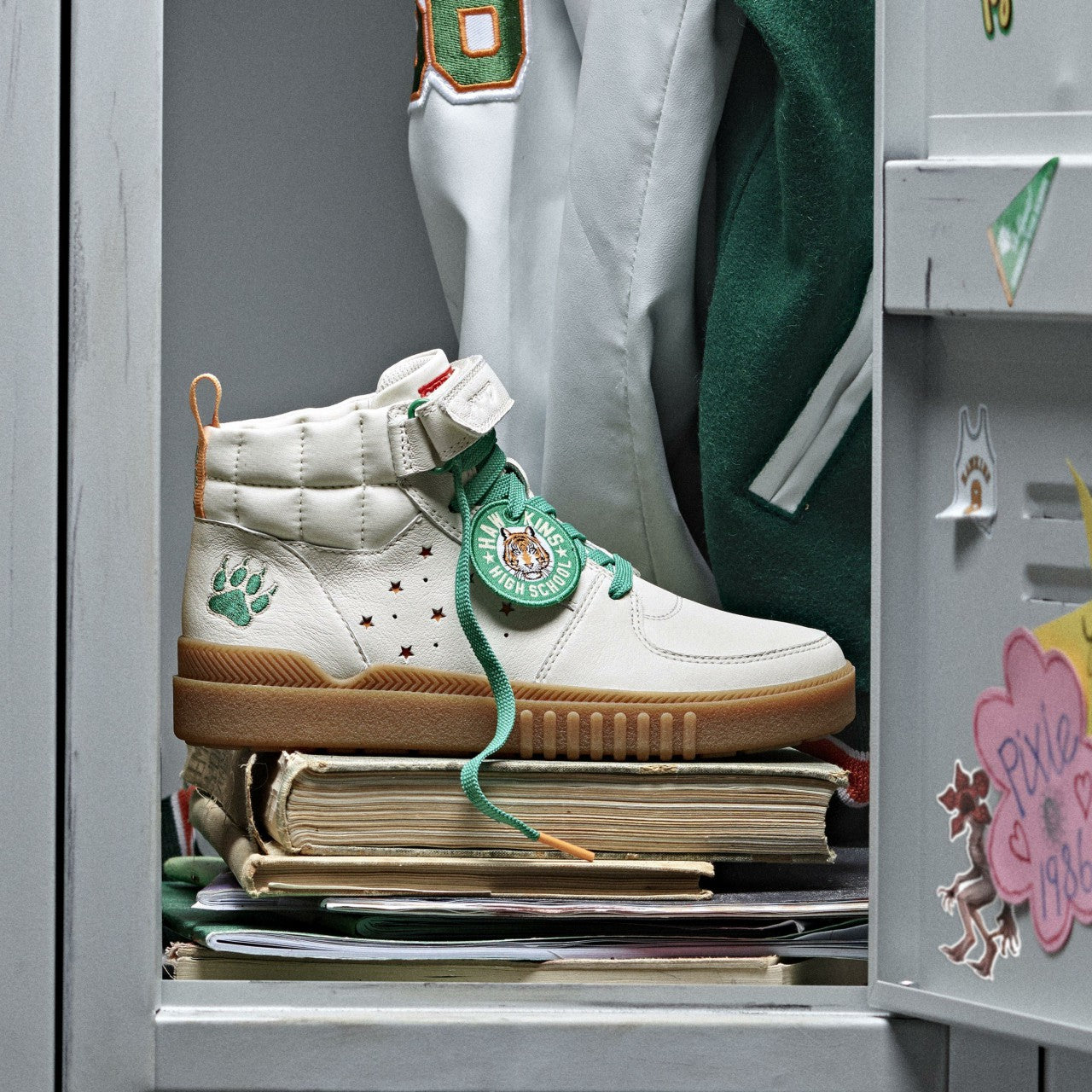 Stranger Things Somerset Hi Older Off White | Clarks Sale