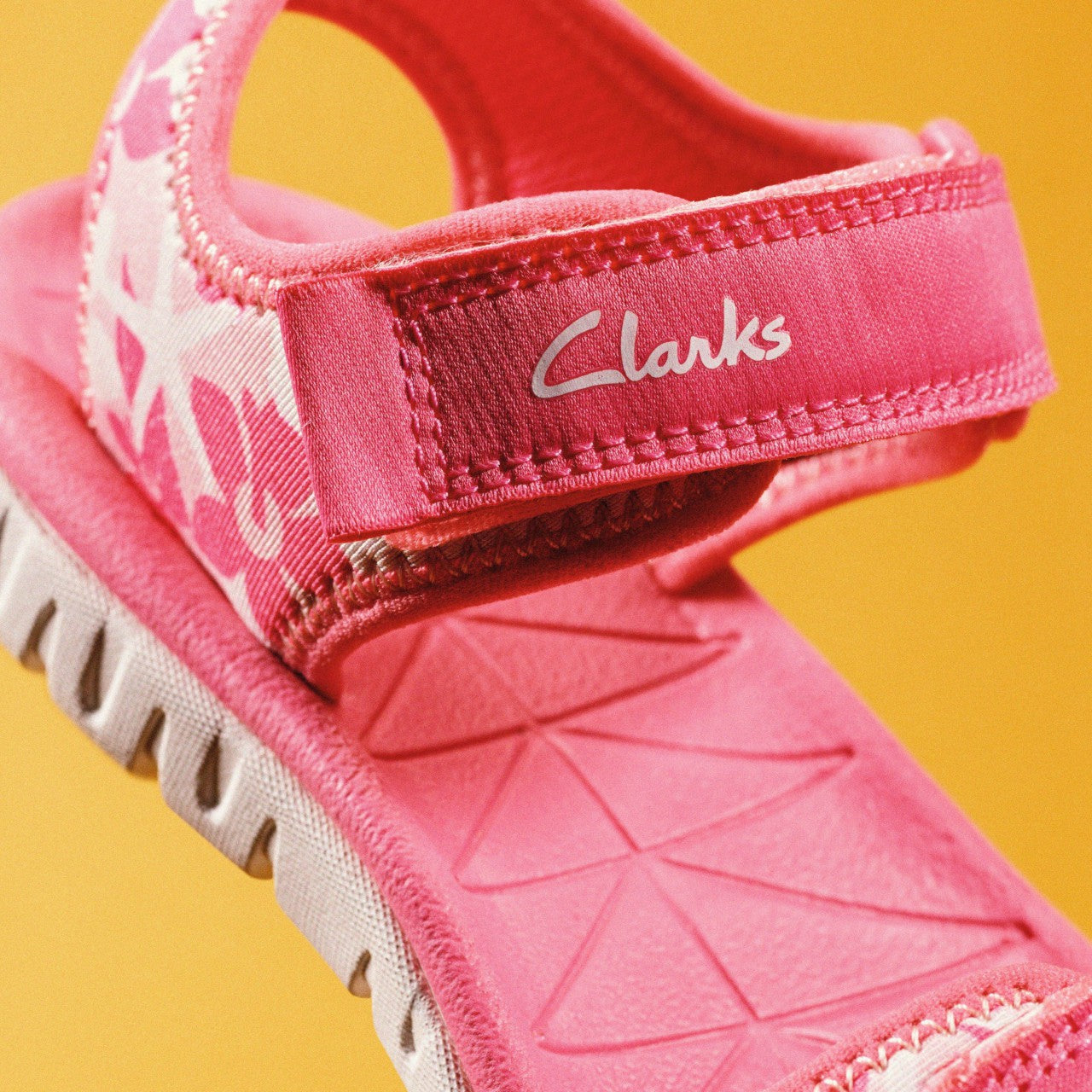 SurfingTide Kid Pink Multicolour | Clarks on Sale