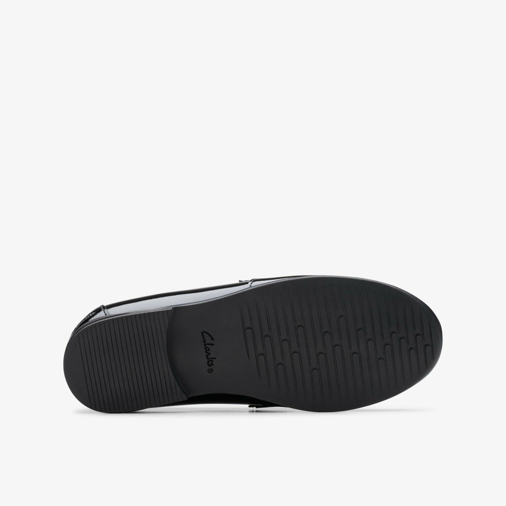 Finja Bright Older Black Patent | Clarks outlet
