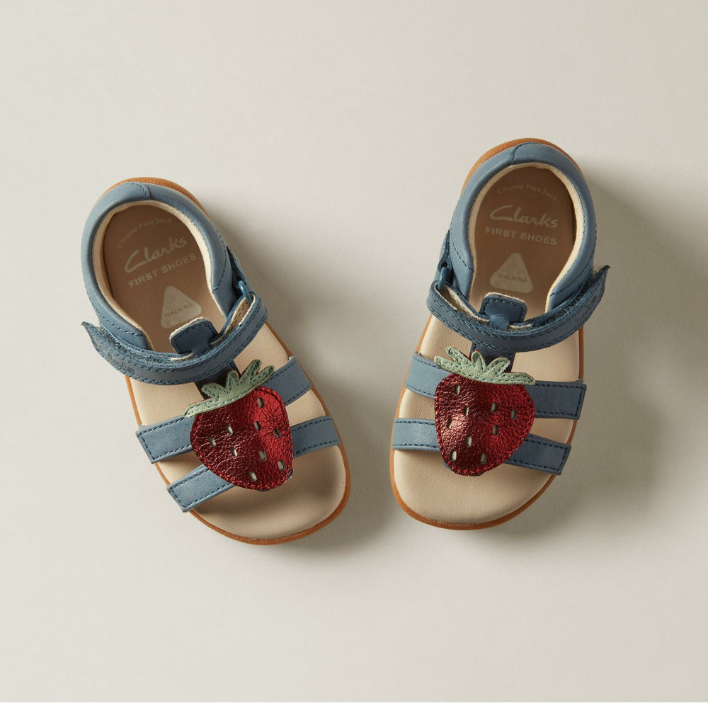 Zora Berry Toddler Blue | Clarks online