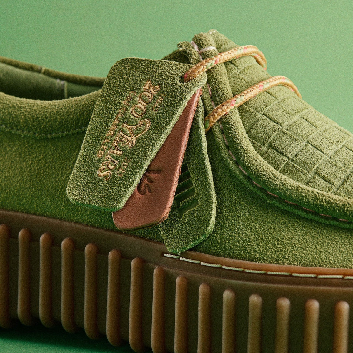 Torhill Bee Apple Suede | Clarks for sale