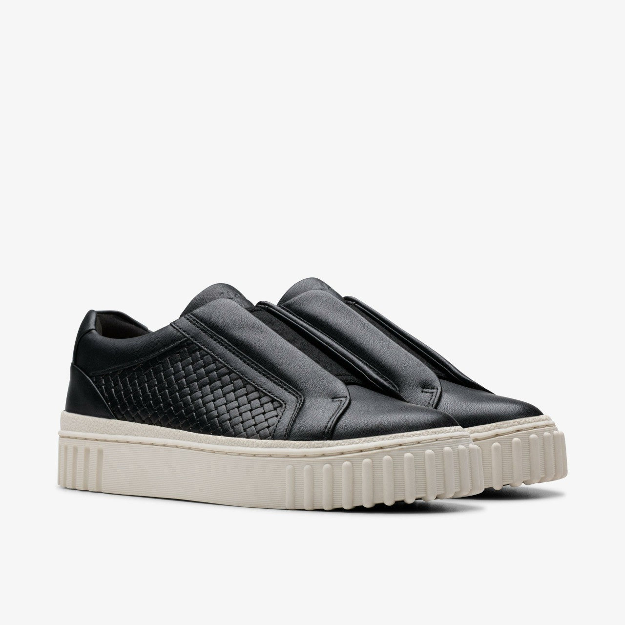 Mayhill Bay Black Leather | Clarks on Sale