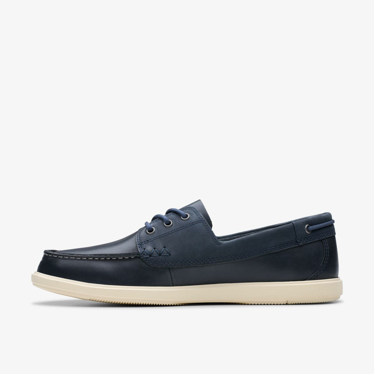 Bratton Boat Navy Leather | Clarks on Sale