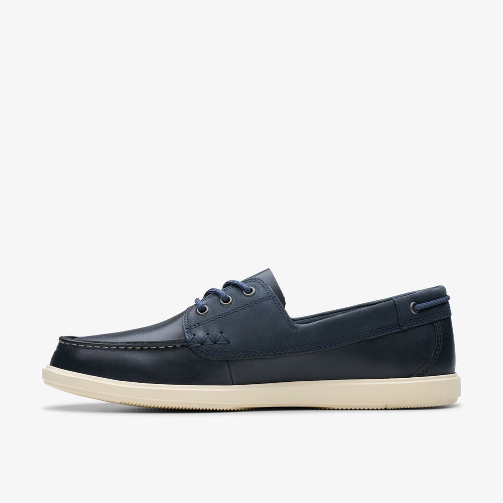 Bratton Boat Navy Leather | Clarks on Sale