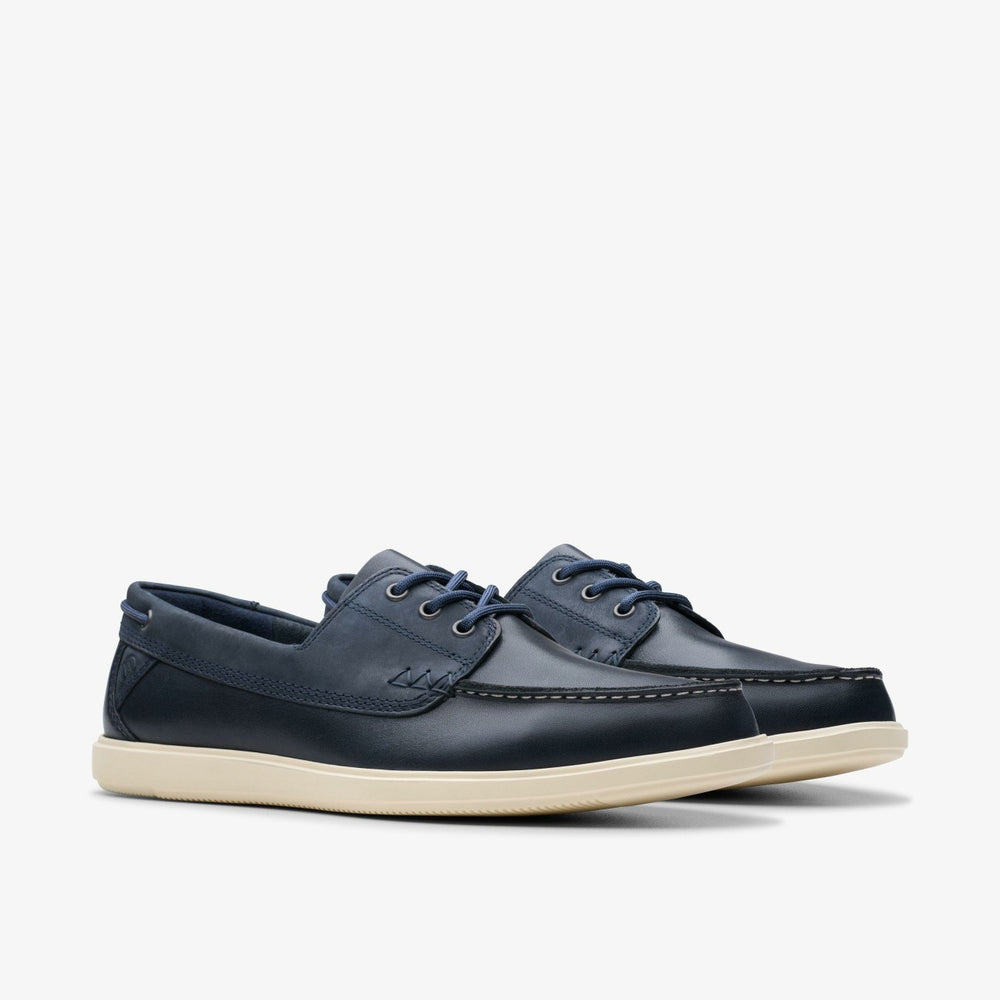 Bratton Boat Navy Leather | Clarks on Sale