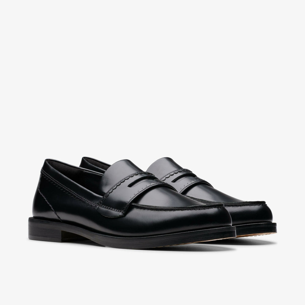 Straven Edge Black Leather | Clarks on Sale