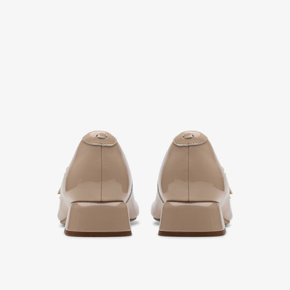 Daiss 30 Shine Sand Patent | Clarks online