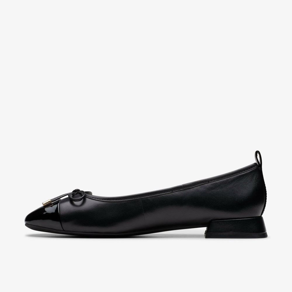 Ubree 15 Poppy Black Combination Leather | Clarks on Sale