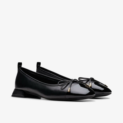 Ubree 15 Poppy Black Combination Leather | Clarks on Sale