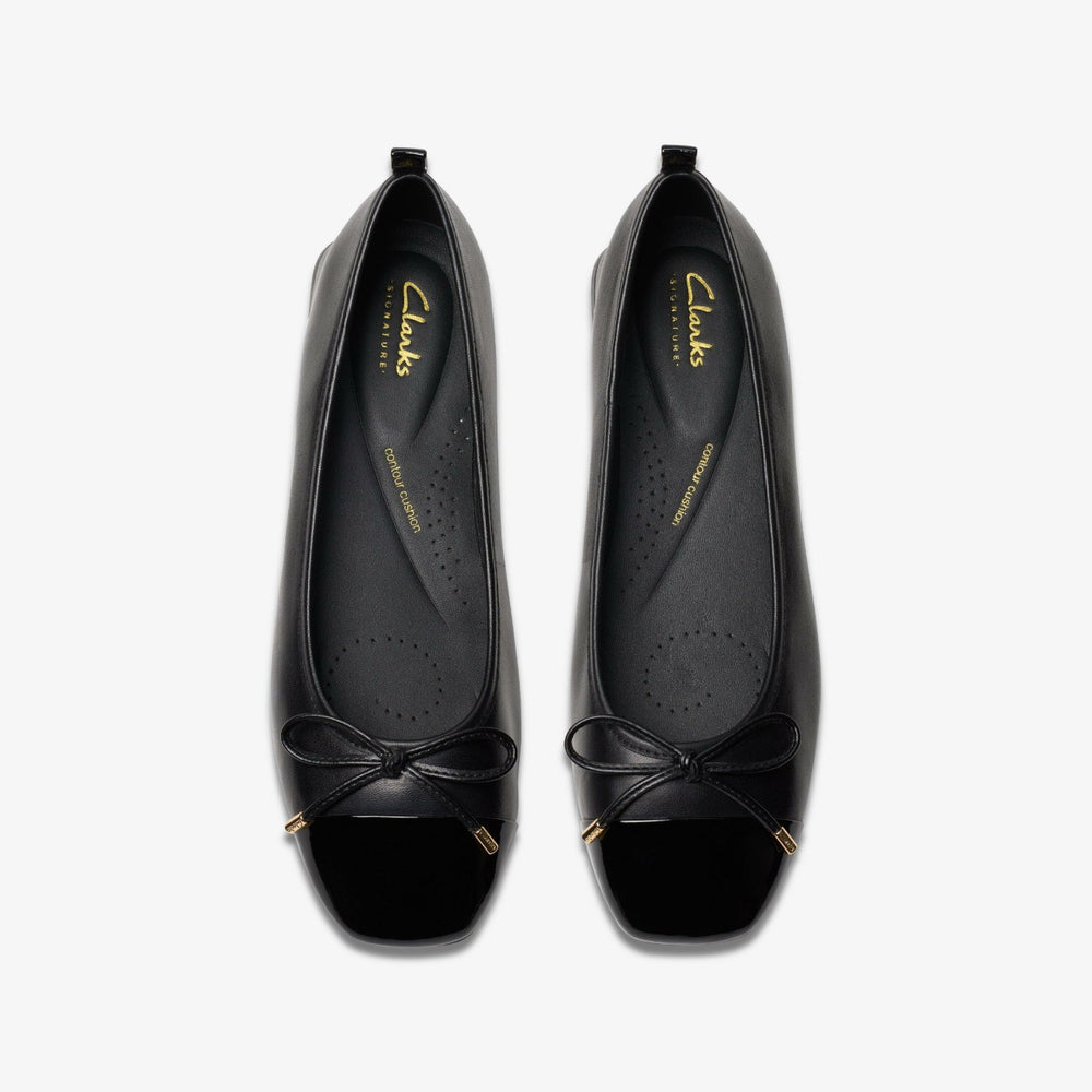 Ubree 15 Poppy Black Combination Leather | Clarks on Sale