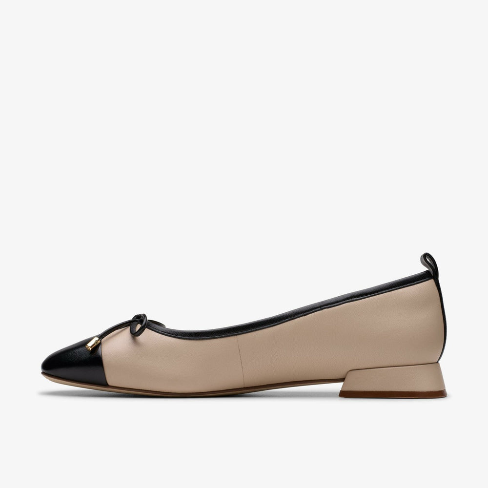 Ubree 15 Poppy Sand Combination | Clarks Sale