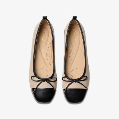 Ubree 15 Poppy Sand Combination | Clarks Sale