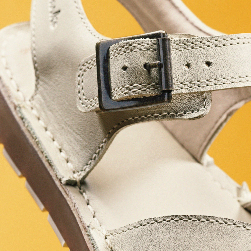 Playsun Kid Off White Leather | Clarks for sale