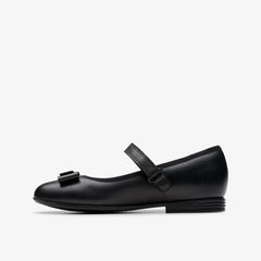 Finja Tap Older Black Leather | Clarks online