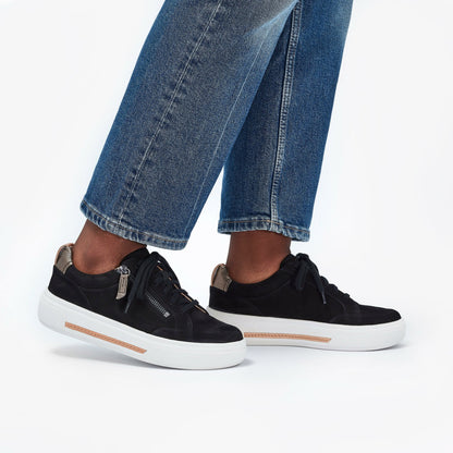 Hollyhock Zip Black Nubuck | Clarks on Sale