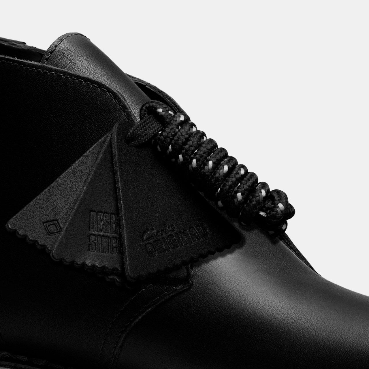 Desert Boot GORE-TEX Black Leather | Clarks online