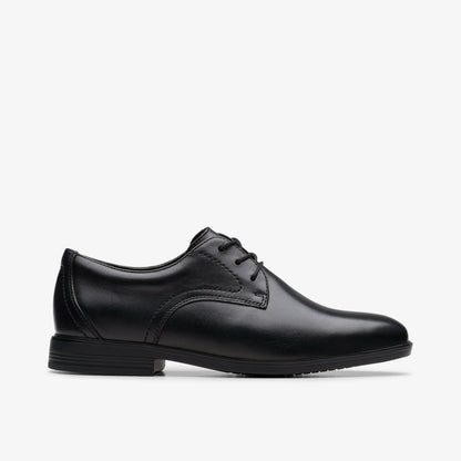 Jonwin Step Youth Black Leather | Clarks on Sale
