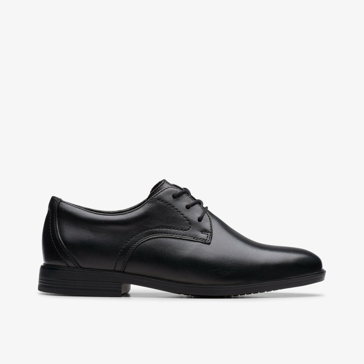 Jonwin Step Youth Black Leather | Clarks on Sale