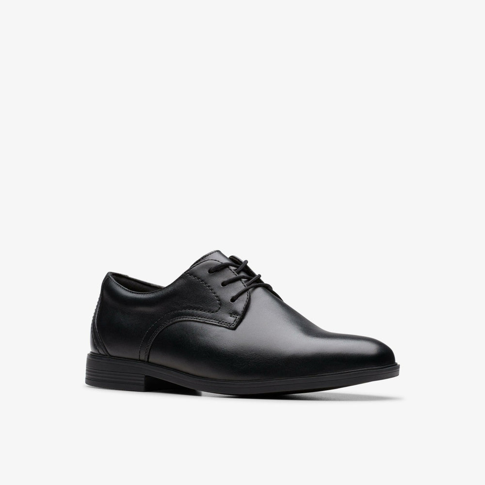 Jonwin Step Youth Black Leather | Clarks on Sale