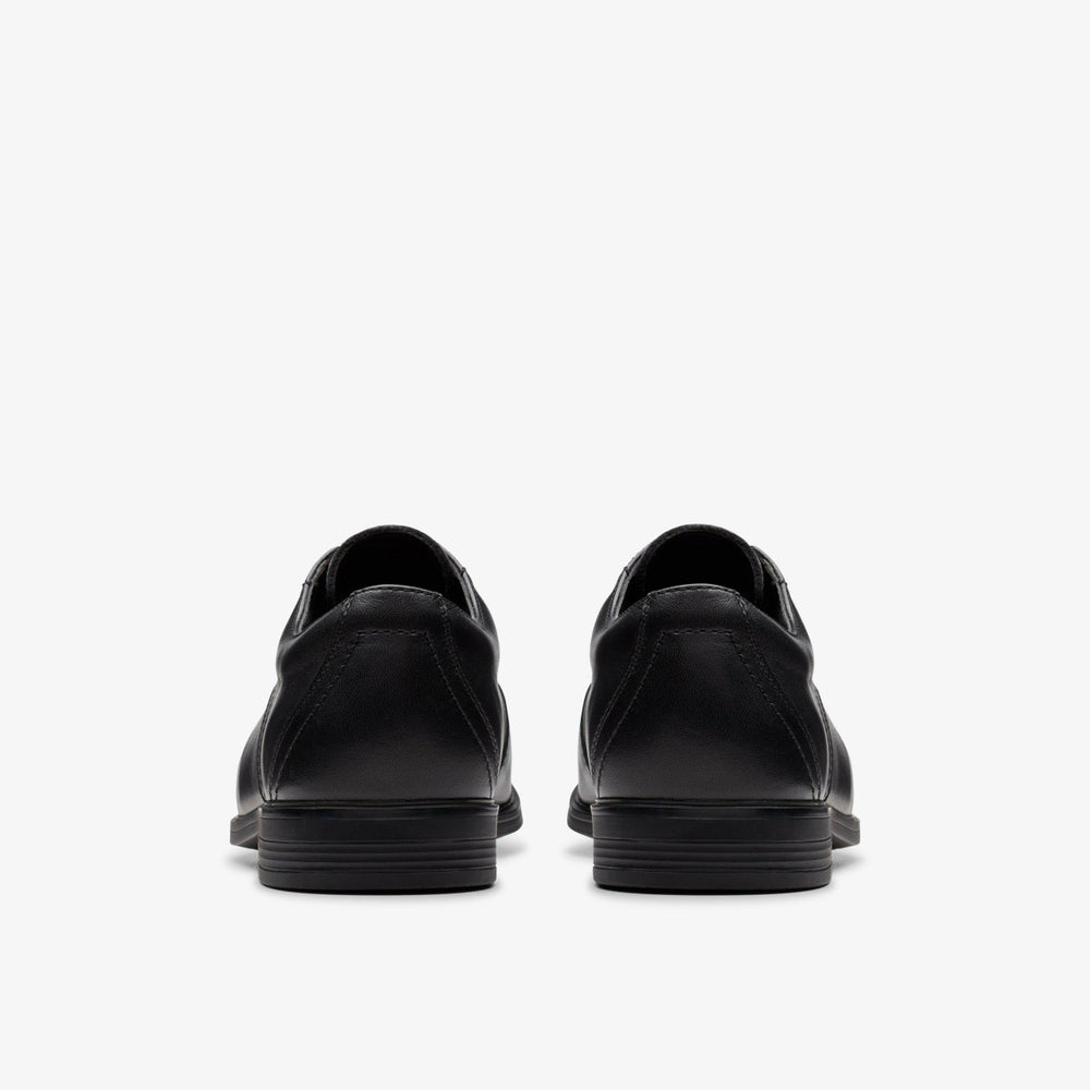 Jonwin Step Youth Black Leather | Clarks on Sale