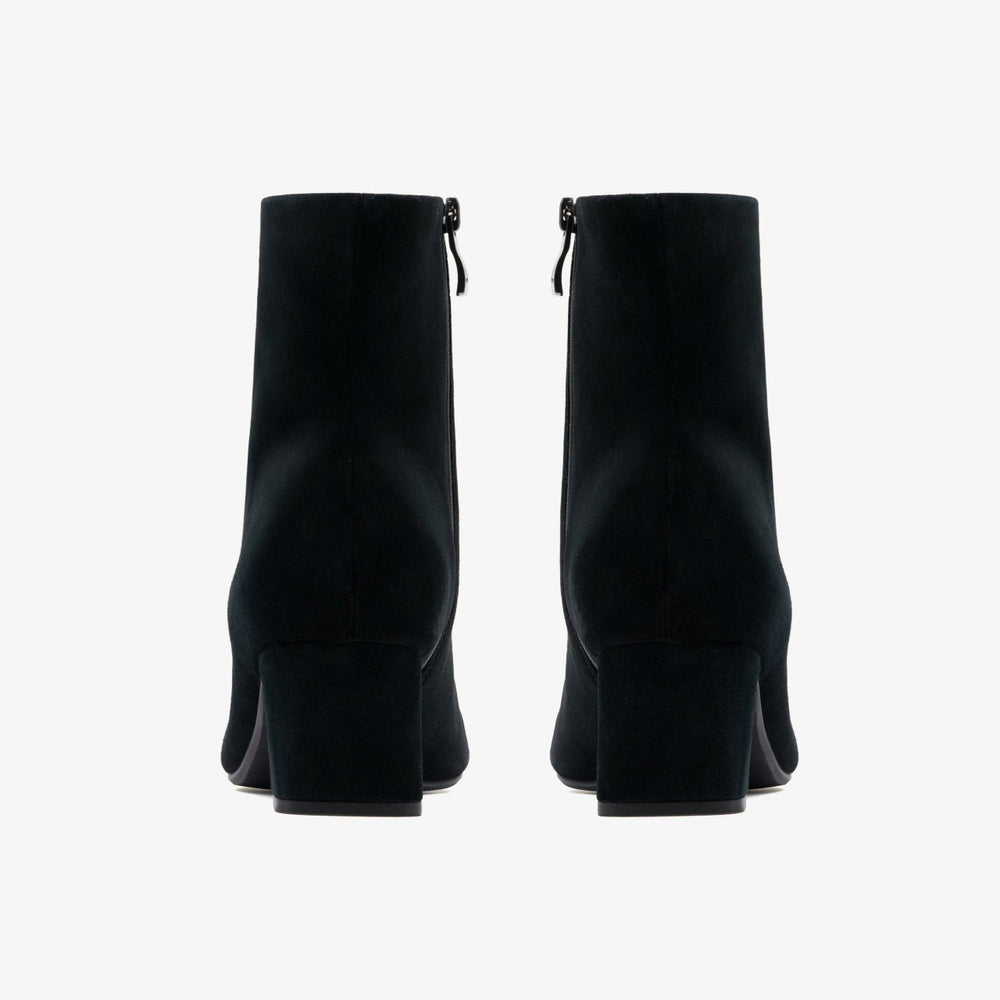 Fernie Zip Black Suede | Clarks outlet