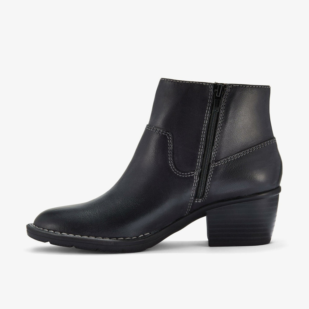 Kastela Top Black Leather | Clarks for sale