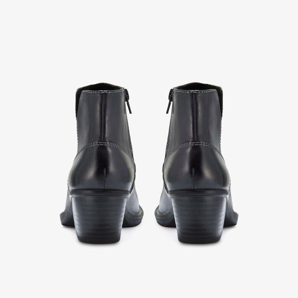 Kastela Top Black Leather | Clarks for sale