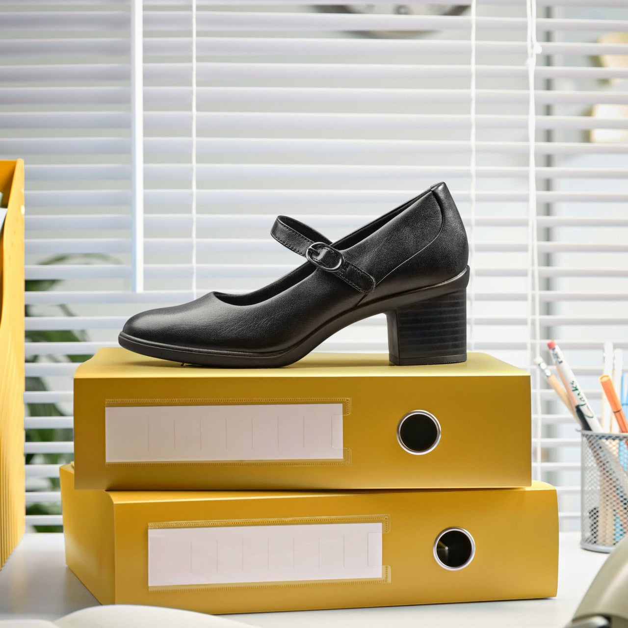 Shaya Jane Black Leather | Clarks Sale