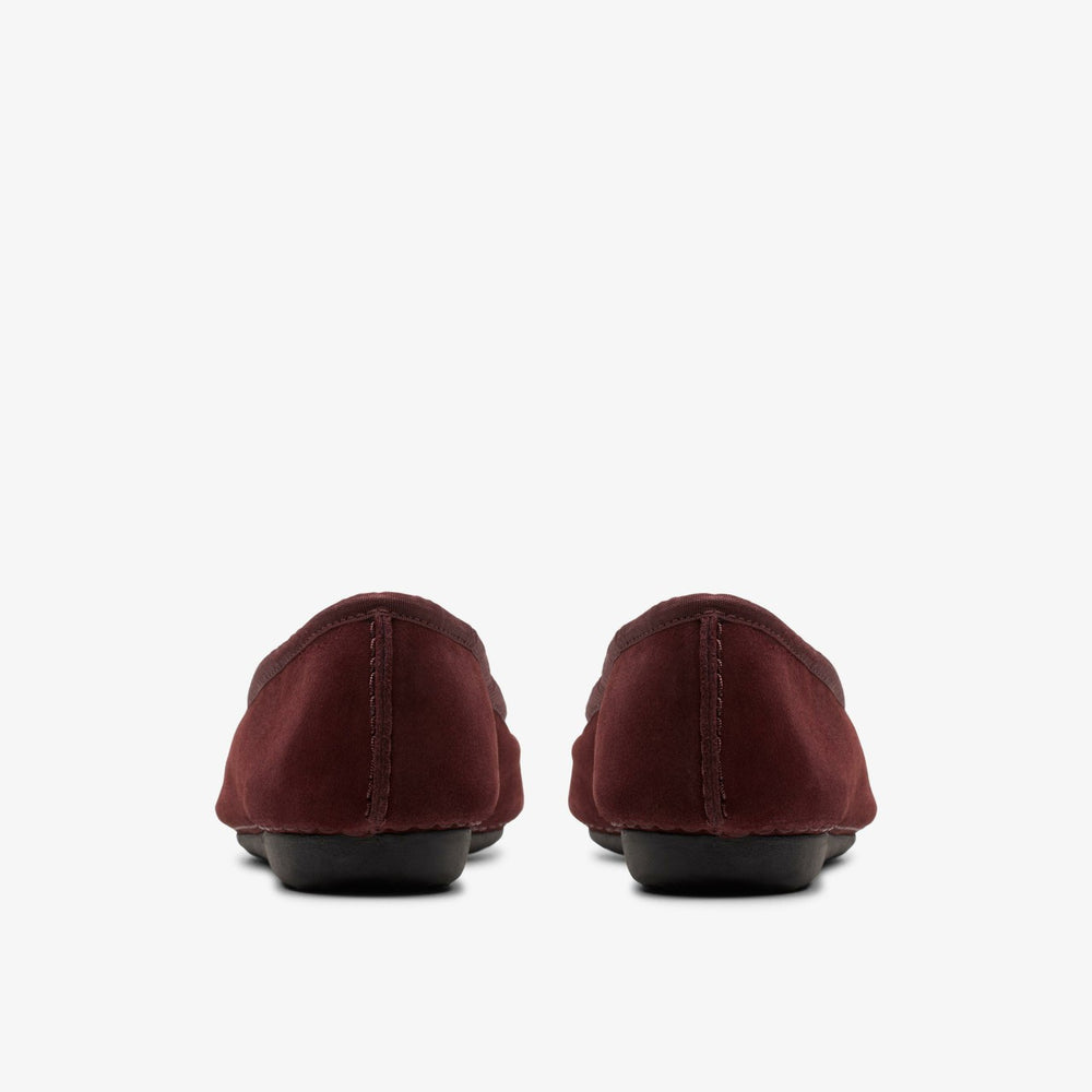 Freckle Ice Merlot Suede | Clarks on Sale