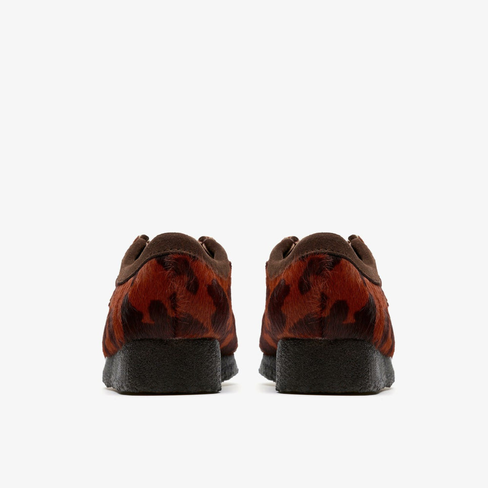 Wallabee Brown Cow Print | Clarks discount