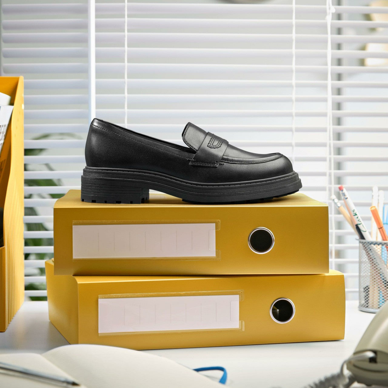 Orinoco3 Edge Black Leather | Clarks discount