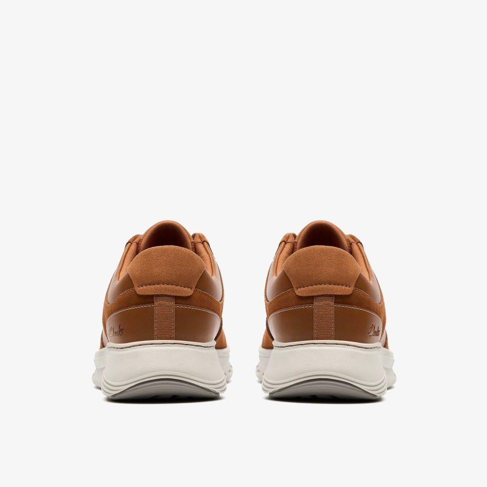 Motion Trek Go Tan Combination | Clarks Sale