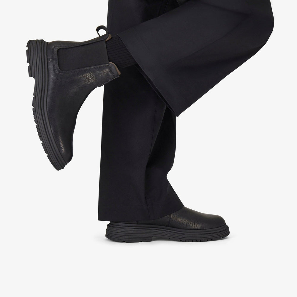 Badbury Easy Black Leather | Clarks discount
