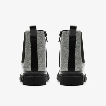 Evyn Chelsea Kid Silver Patent | Clarks online