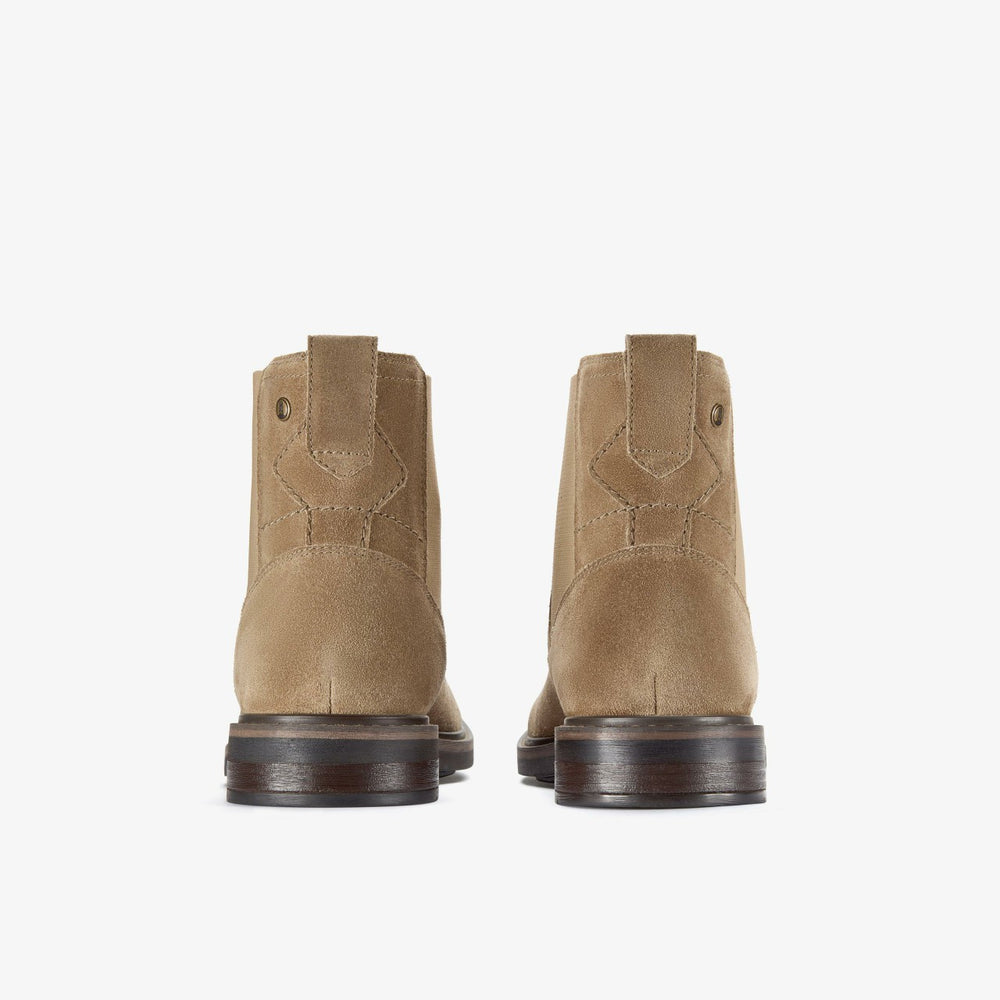 Newford Easy Dark Sand Suede | Clarks discount