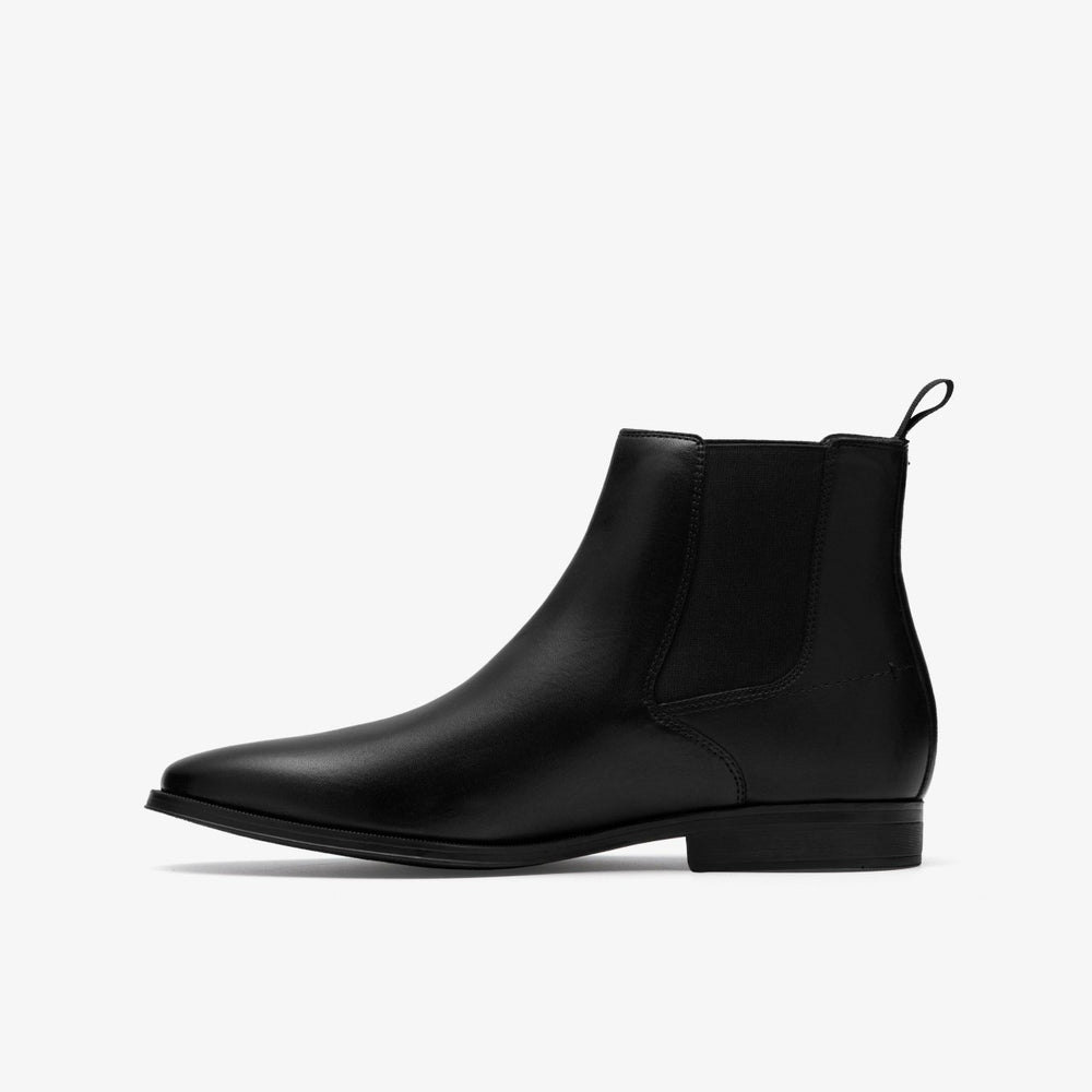 Paulton Easy Black Leather | Clarks on Sale