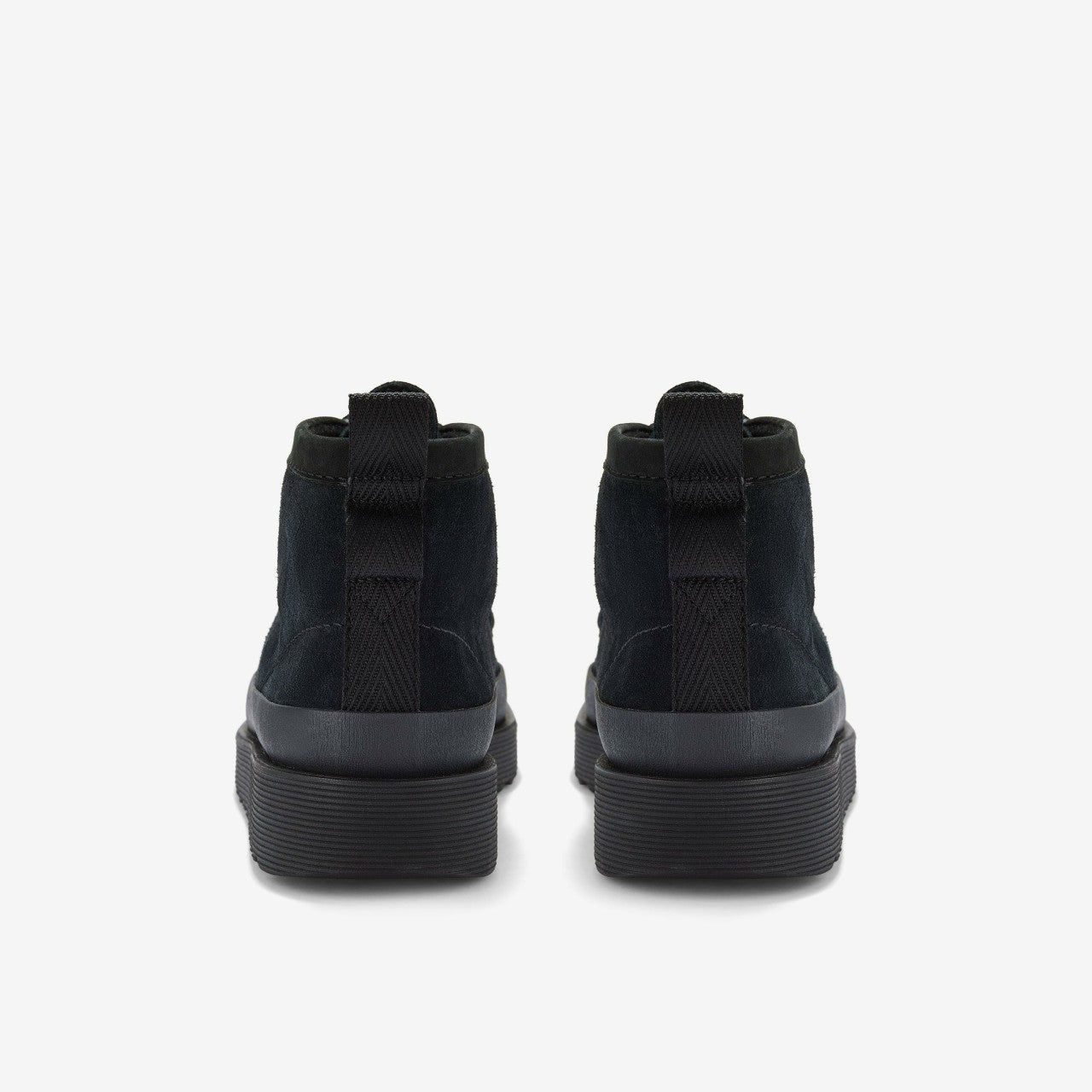 Wallabee FTR2 Hi Black Suede | Clarks Sale
