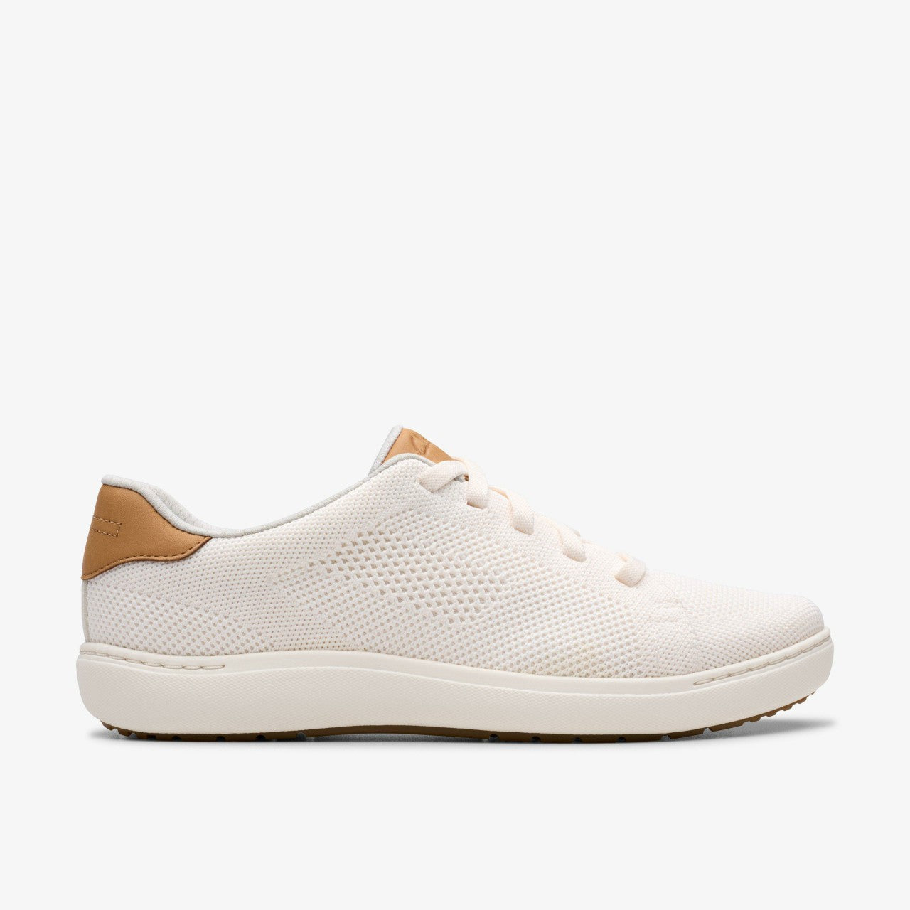Nalle Walk White Knit | Clarks outlet