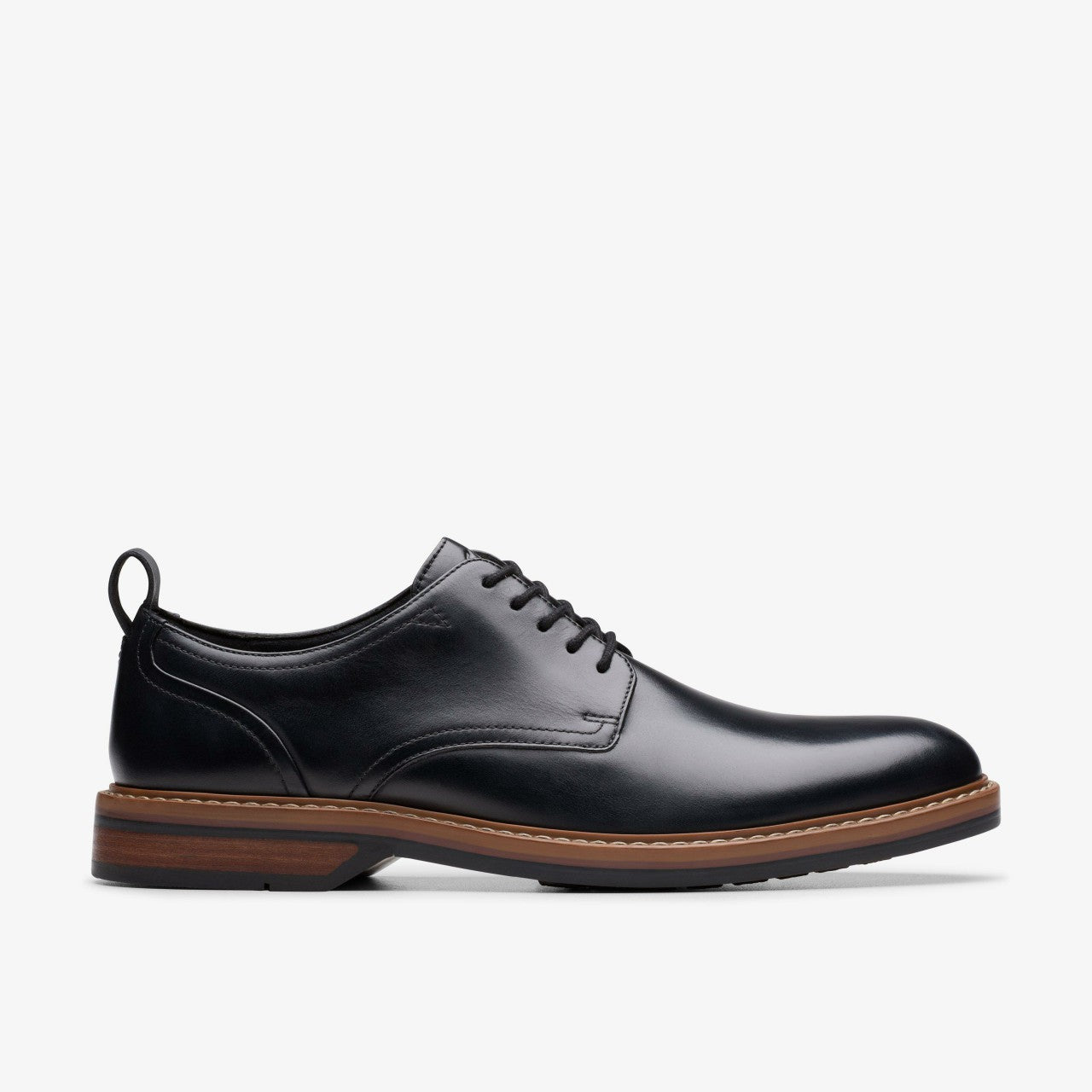 Aldwin Lace Black Leather | Clarks for sale