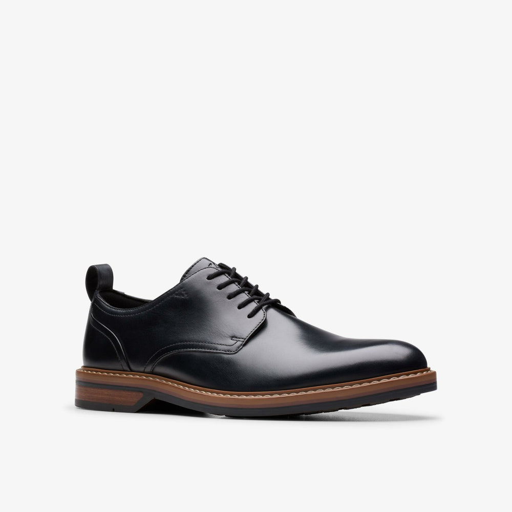 Aldwin Lace Black Leather | Clarks for sale