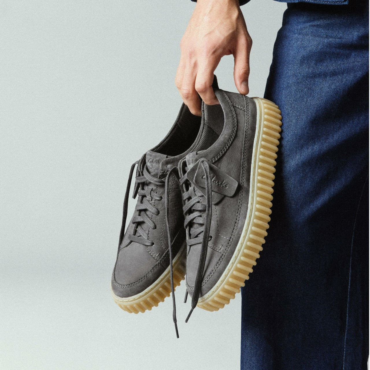 Torhill Lace Dark Grey Nubuck | Clarks outlet