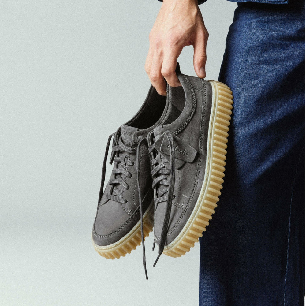 Torhill Lace Dark Grey Nubuck | Clarks outlet