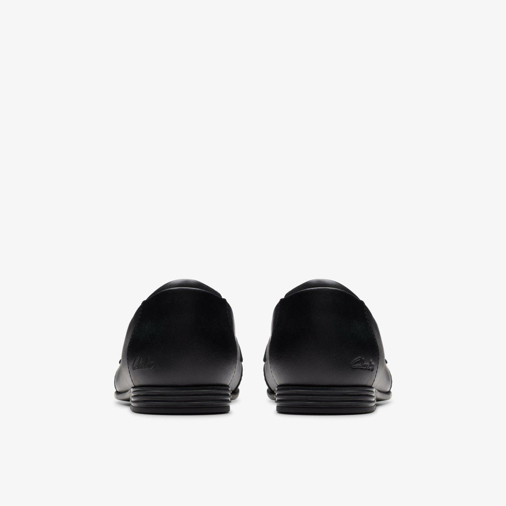 Finja Loafer Older Black Leather | Clarks outlet