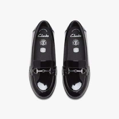 Finja Loafer Older Black Patent | Clarks discount