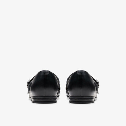Finja Bar Youth Black Leather | Clarks for sale