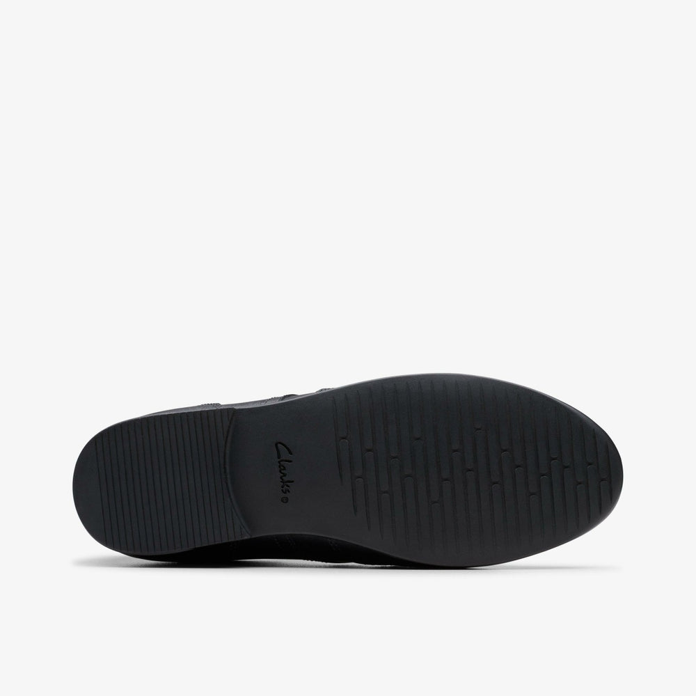 Finja Wing Youth Black Leather | Clarks online