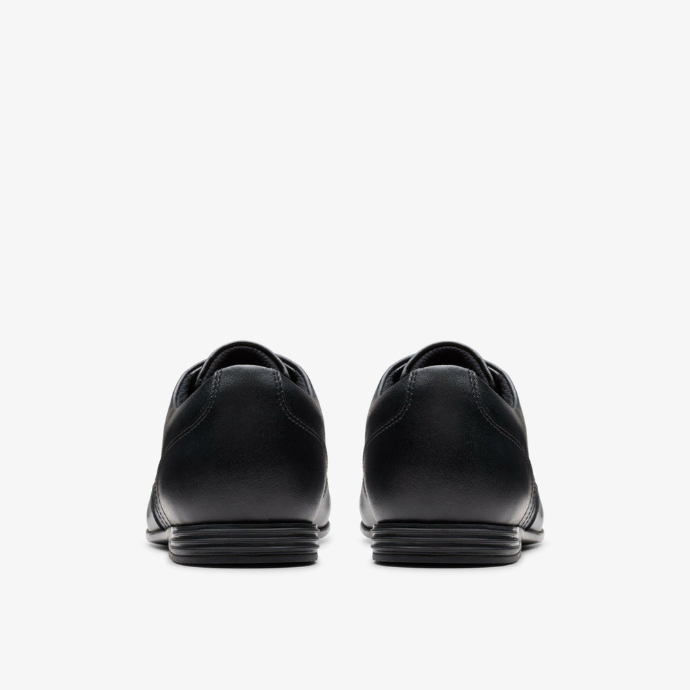 Finja Wing Youth Black Leather | Clarks online